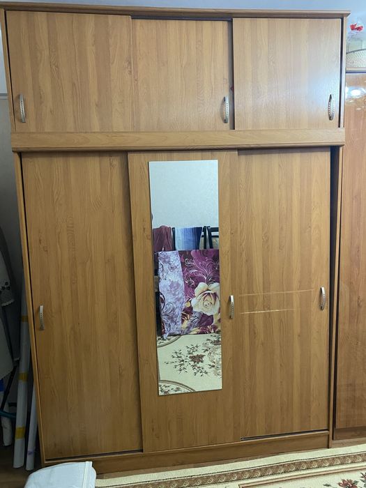 Шкаф купе б/у , в отличном состоянии