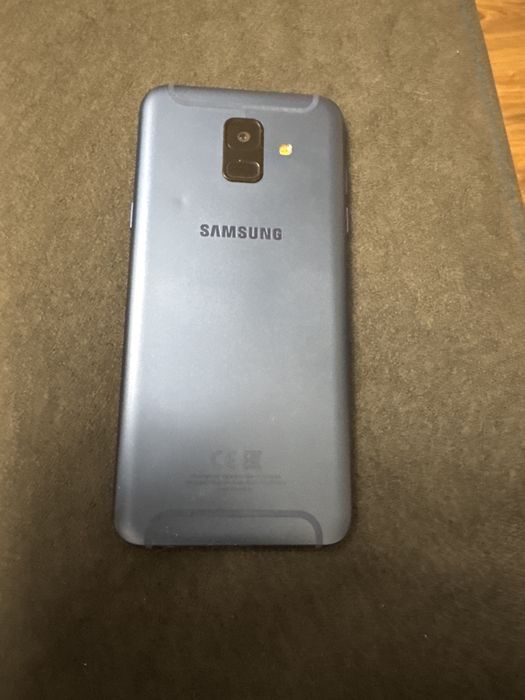 Смартфон телефон Samsung A6