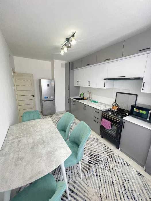 сдается квартира в новостройке Махтумкули