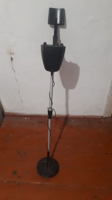 Продам металлоискатель