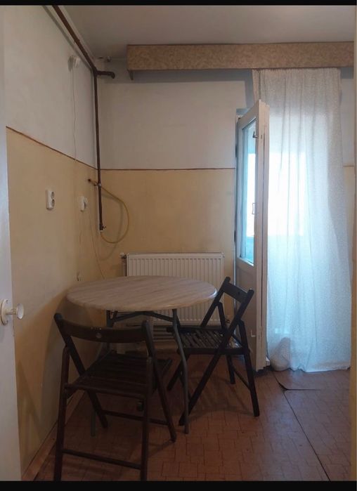 Caut colega de apartament