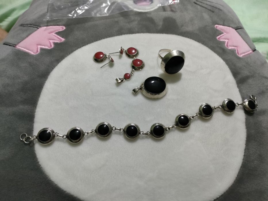 Set argint negru -rosu