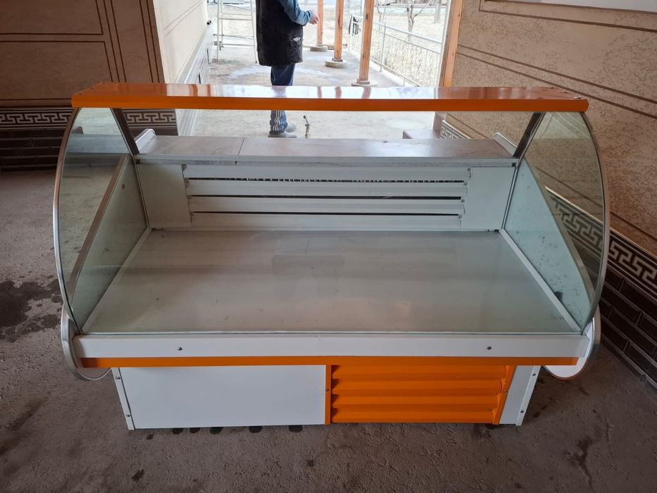Muzlatgich vitrina ideal