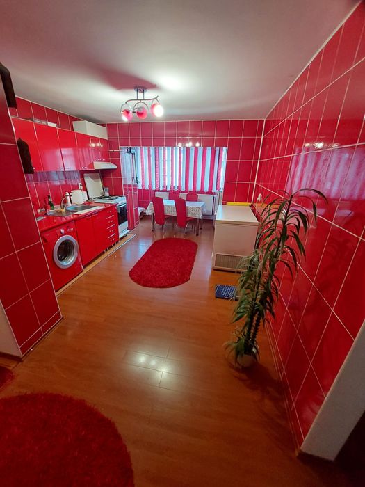 Vand urgent  apartament 2 camere