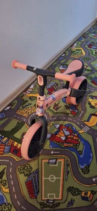 Vând bicicleta fara pedale