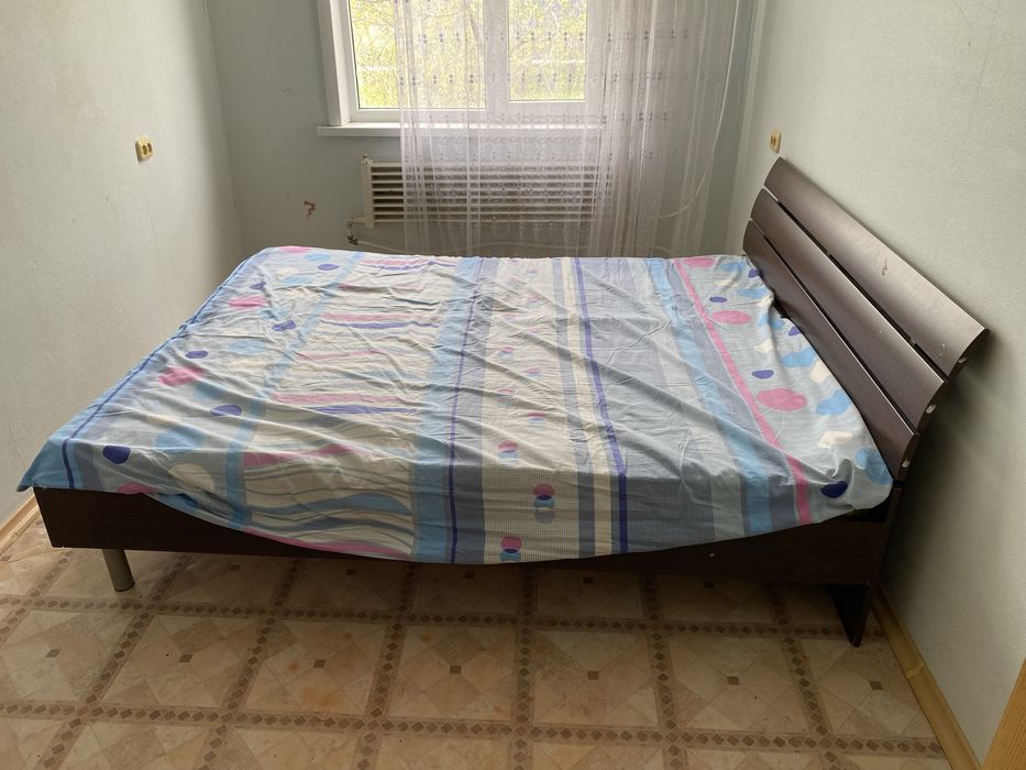 Продаеться кровать двухместный