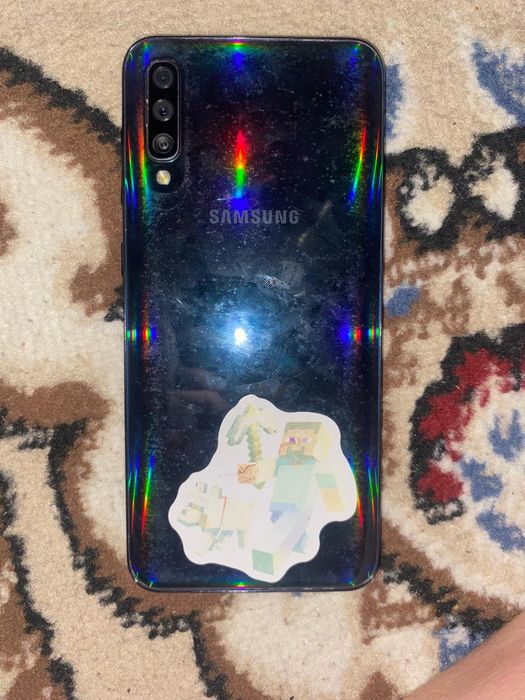 Samsnug A50 и Zte blade v50