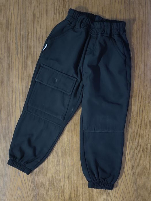 Продам джинсы на мальчика