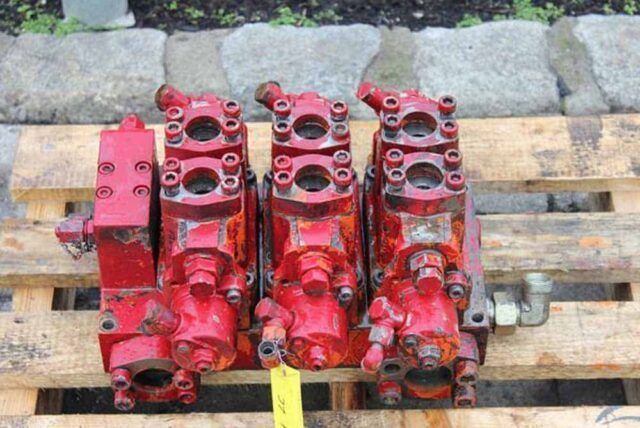 distribuitoare hidraulice pentru atlas 1704 lc