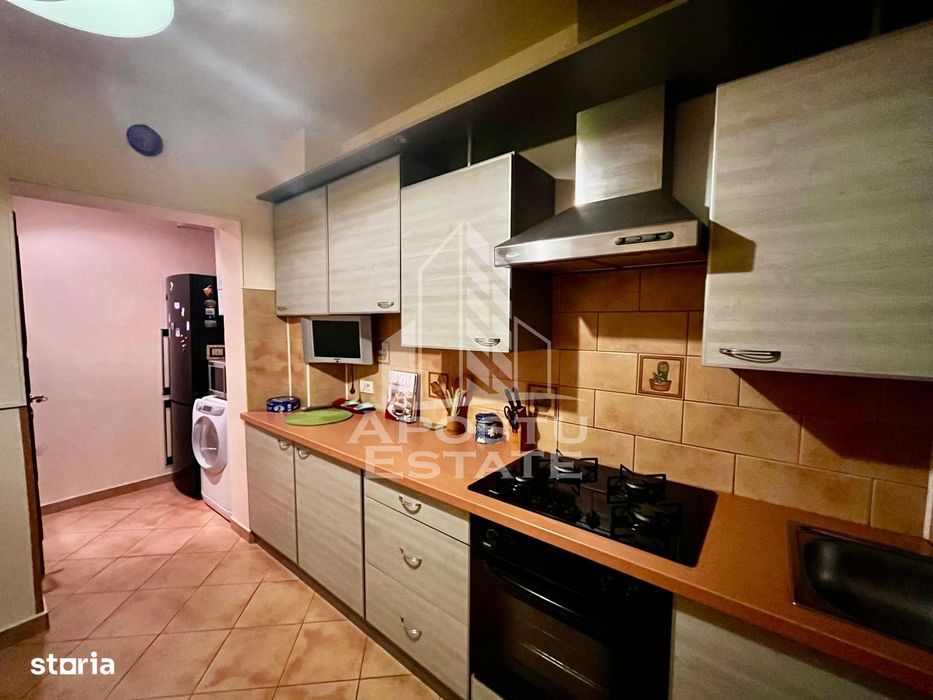 Apartament 3 camere de vanzare,zona Tipografilor Timisoara
