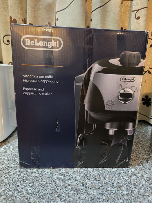 Masina de cafea Delonghi