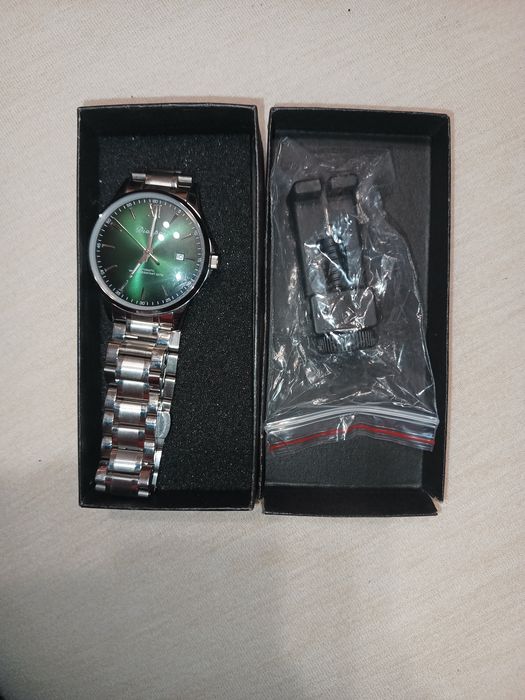 Ръчен самонавиваш часовник