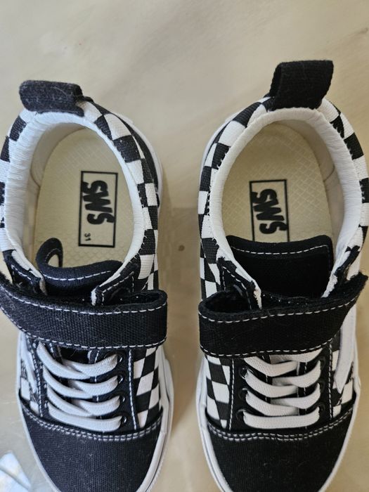 Vând încălțăminte Vans