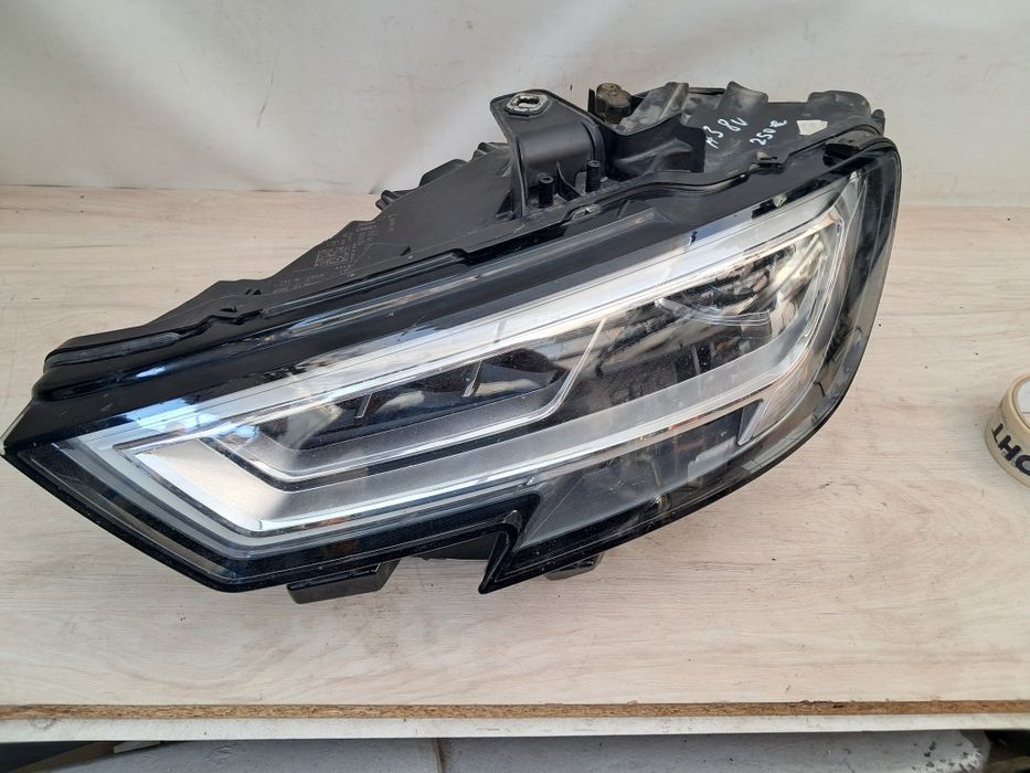 Фар Audi A3 V8 led