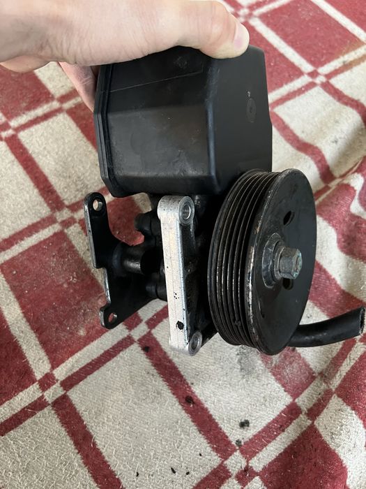 Ssangyong Rexton. Kyron G23D. Насос гидроусилителя руля.