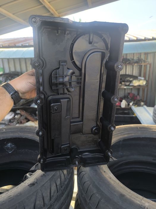 Капак клапани Audi VW 2.0 TDI 140к.с.