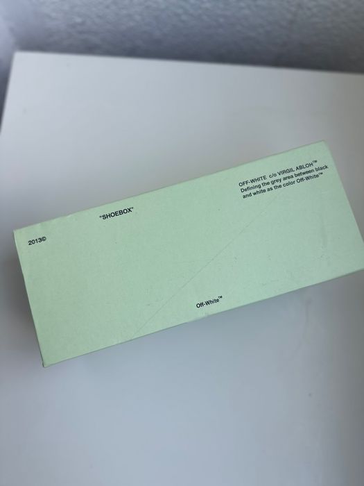 Чехли Off White