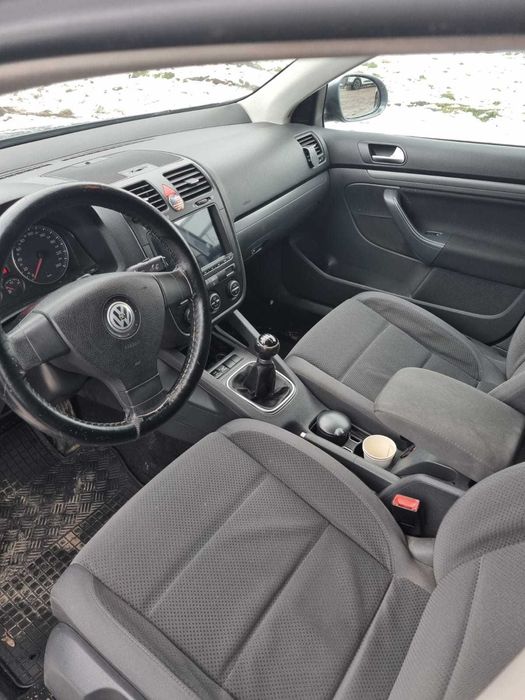 Vand Volkswagen Jetta 2008 105 cai GPL
