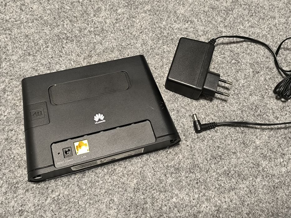 Router Huawei cartela SIM 4G decodat