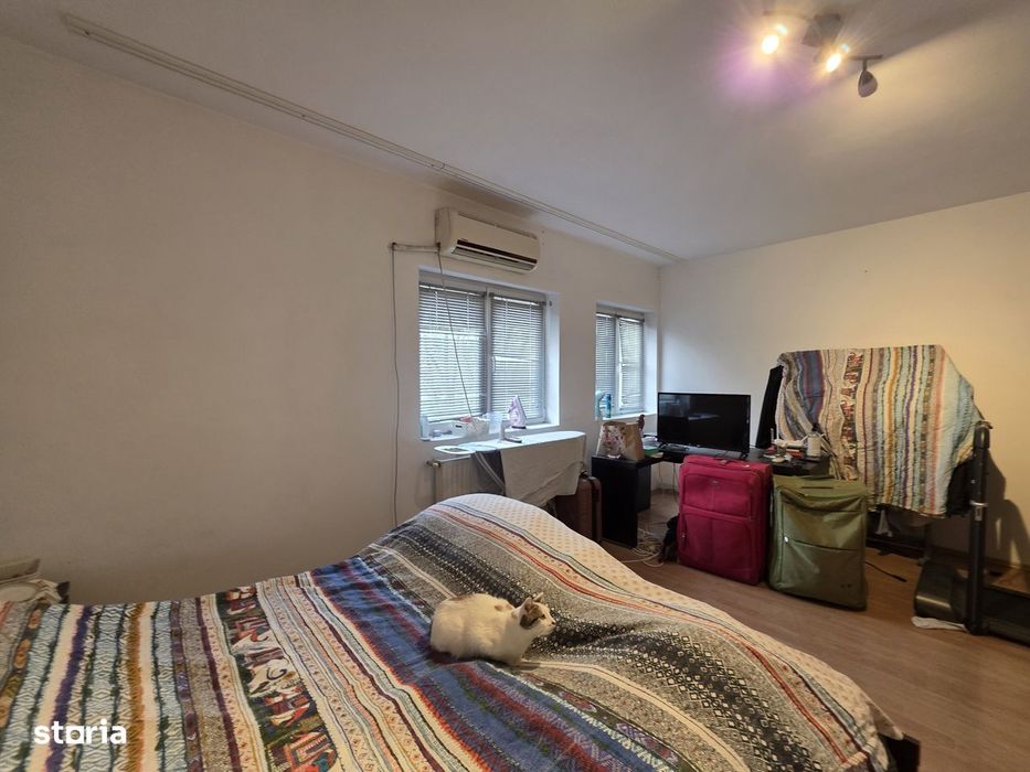 Casa 5 camere complex rezidential in Pipera!!