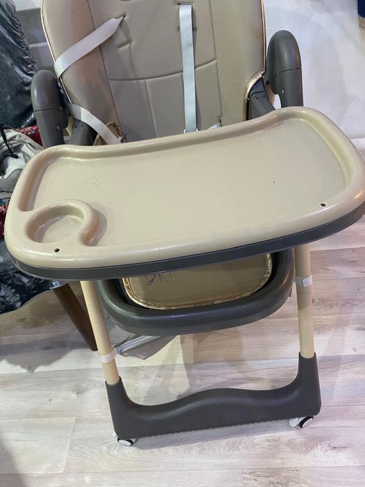 Столик детский для кормления