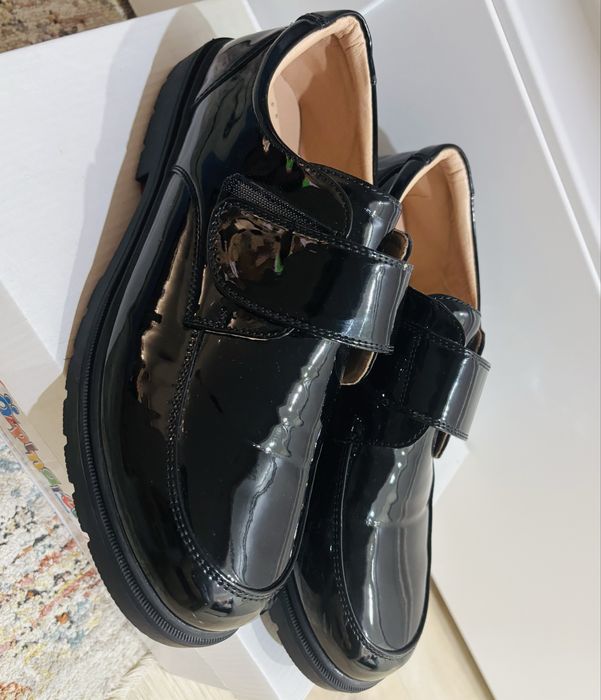 Туфли для мальчиков новый