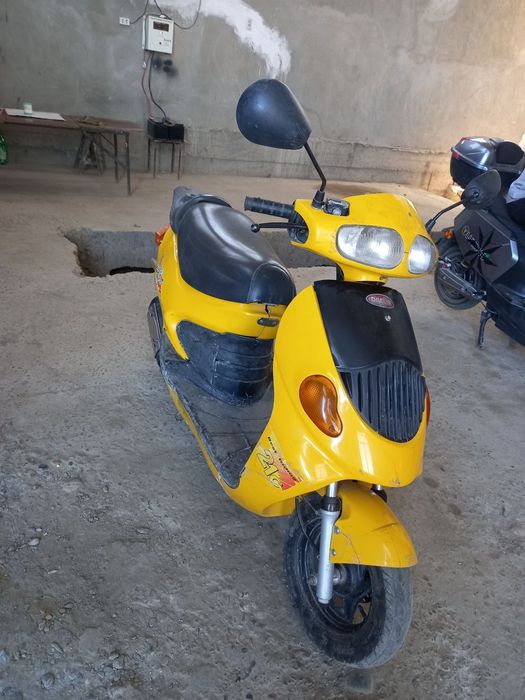 Skuter DAELIM Южный Корея