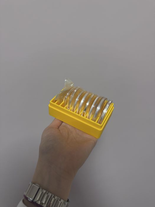 кутия за съхранение на монети