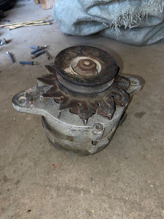 Запчаси на Авто