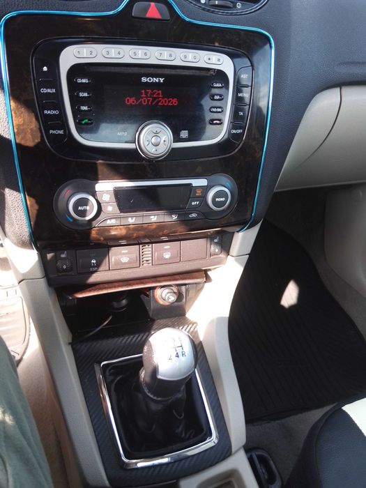 Ford Focus Sedan-2007