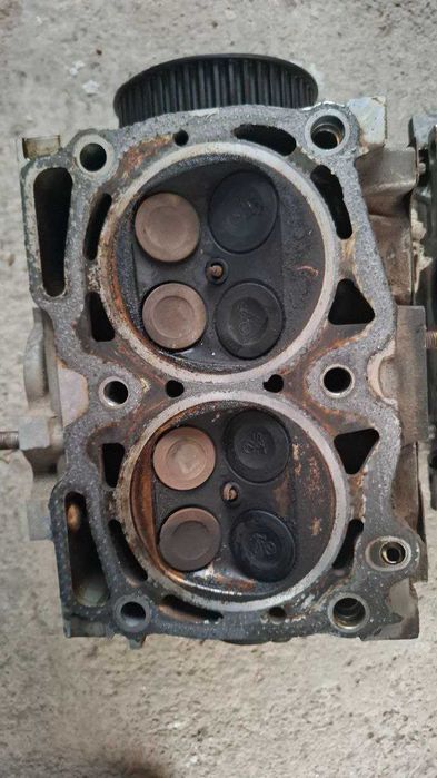 Головка Subaru Forester 2.5 л.