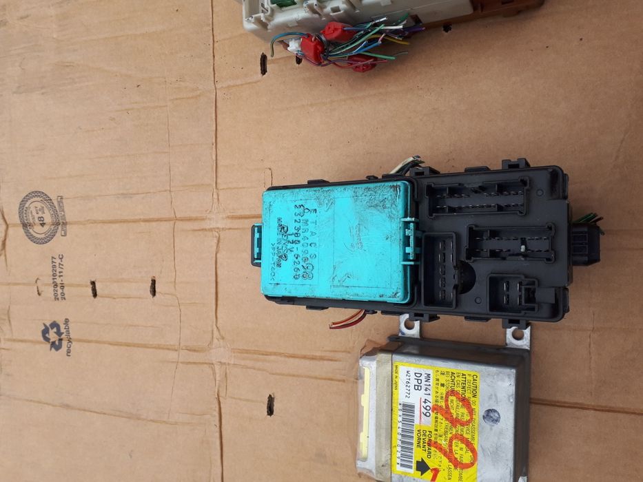 Продам на монтеро спорт в Алматы