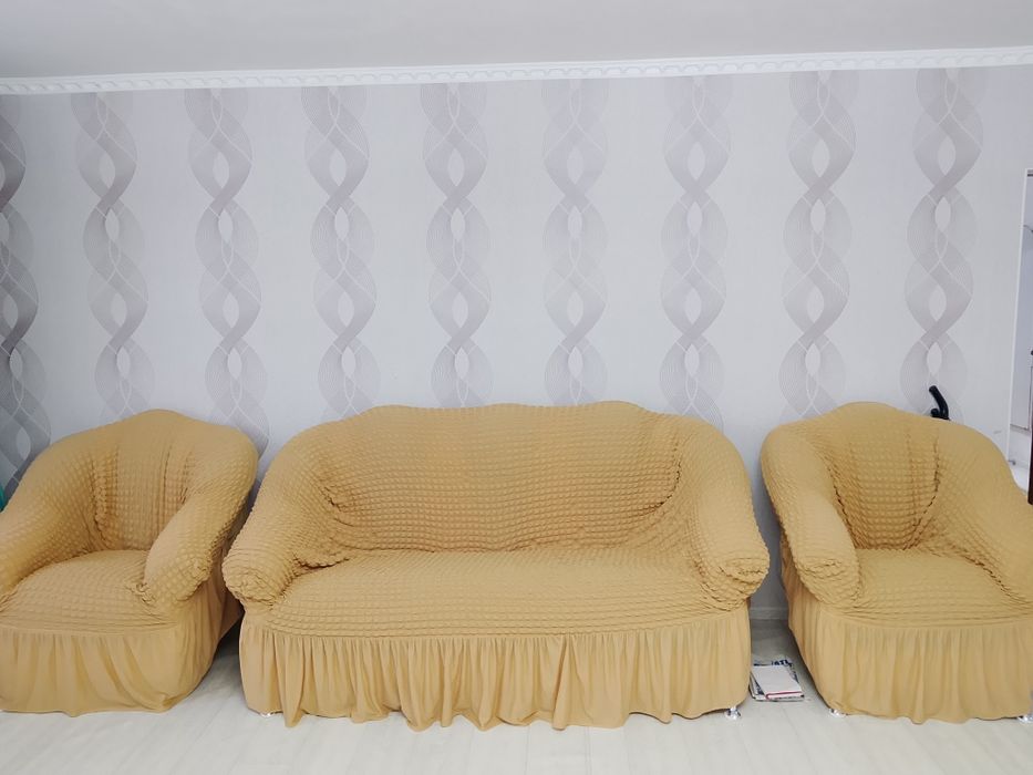 Диван 30 тыщ вместе с чехлом