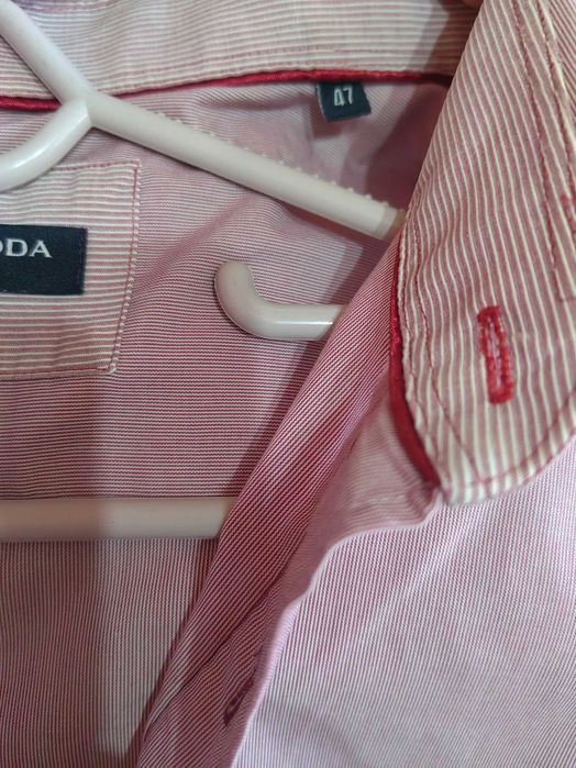 Голяма мъжка риза