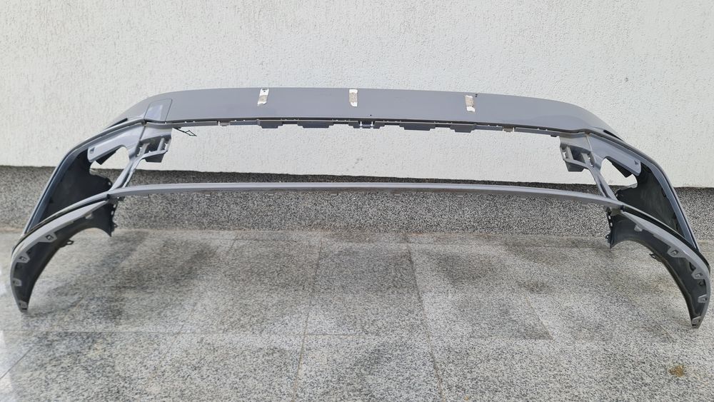 Spoiler bara fata grila far VW Golf 8 VIII R line