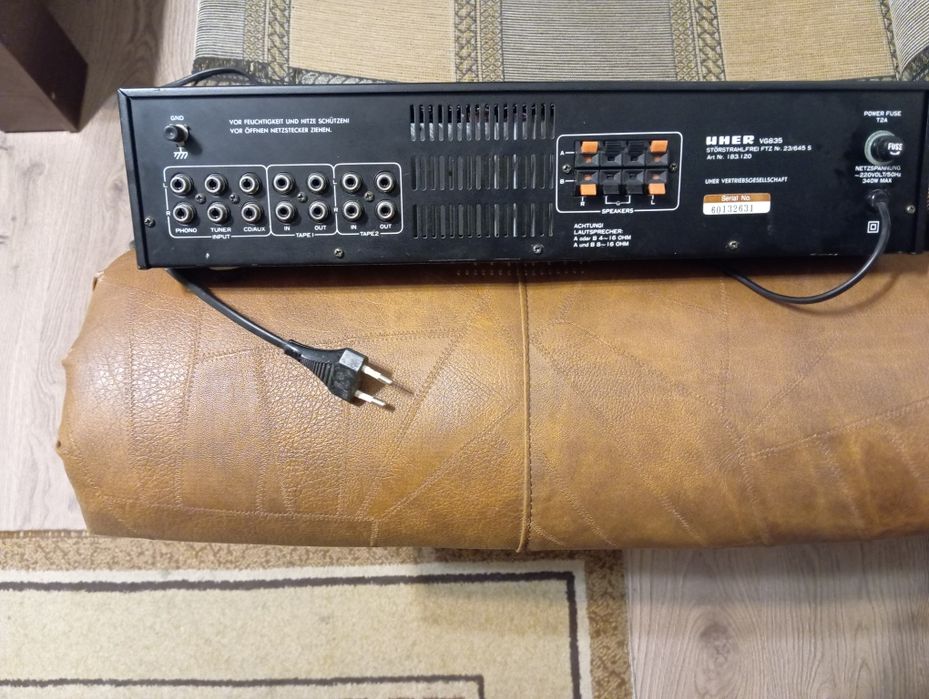 Amplificator UHER