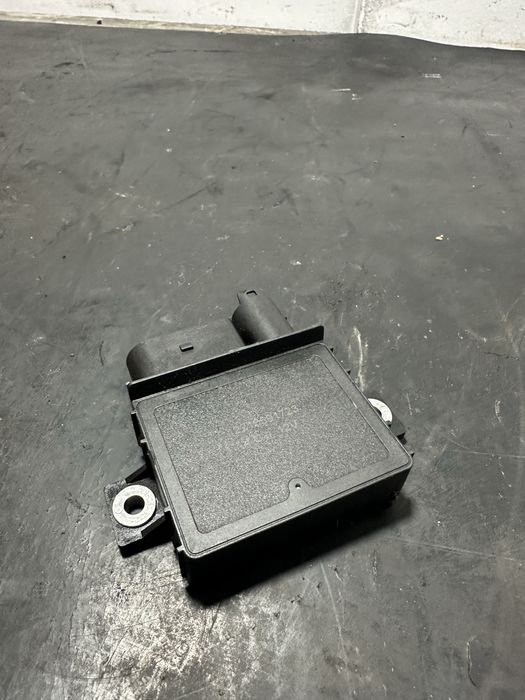 Releu bujii Bmw Seria 3 E90 E91 E92 E93 320d N47  2.0 diesel 177cp releu bujii BMW Seria 5 E60 E61 520d n47