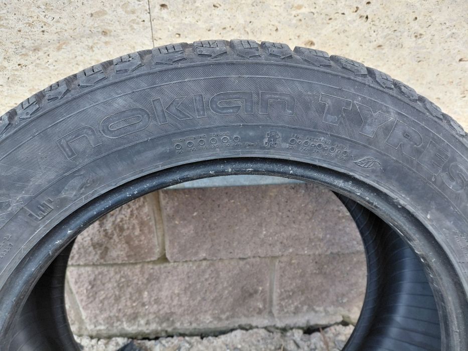 Продам 2шины 215/55 17пара