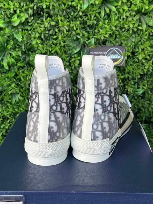 DIOR B23 White and Black