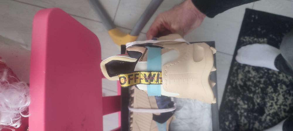 Adidași Off White
