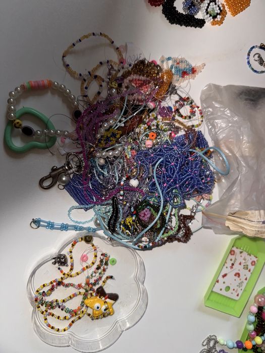 Бисер, бусины и все для рукоделия