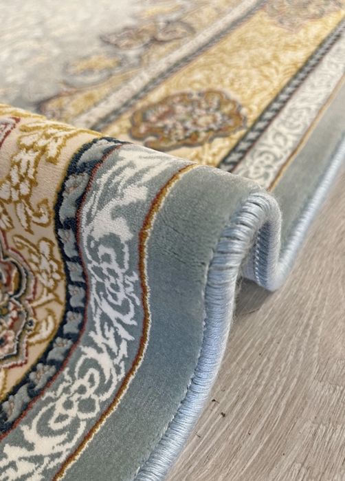 Ковер иранский 2,5/4 в хорошем состоянии