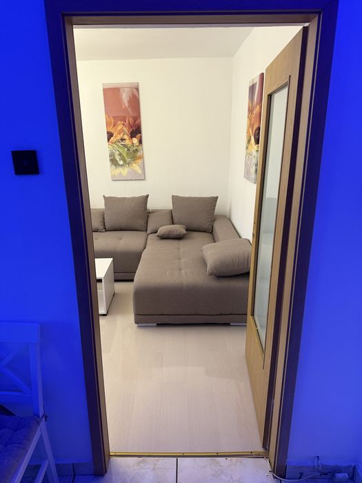 Inchiriez apartament 2 camere lux ultracenltral parter