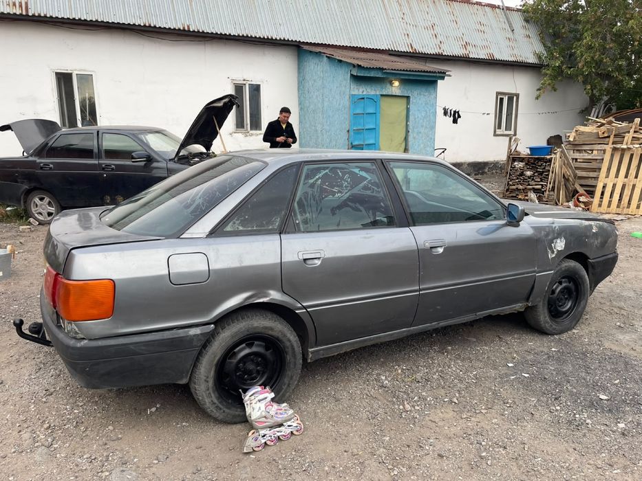 продается ауди 80 б3