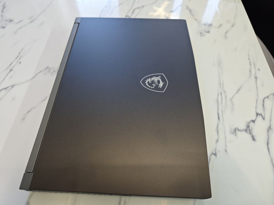 Геймърски MSI Thin 15 / i5-13gen /24GB / ssd