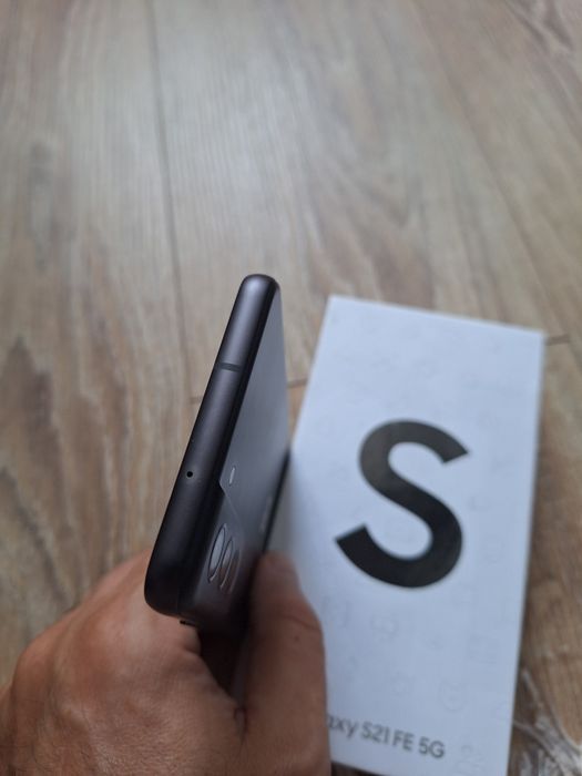 Samsung S21 FE 5G, 8/256 GB, Graphite, ca NOU, Snapdragon