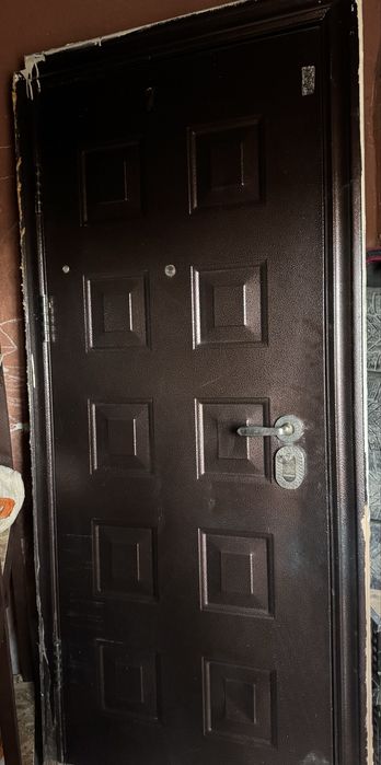 Продам дверь наружный