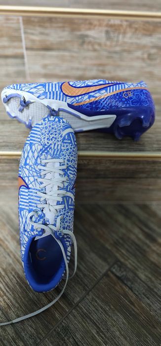 Футболни обувки NIKE
