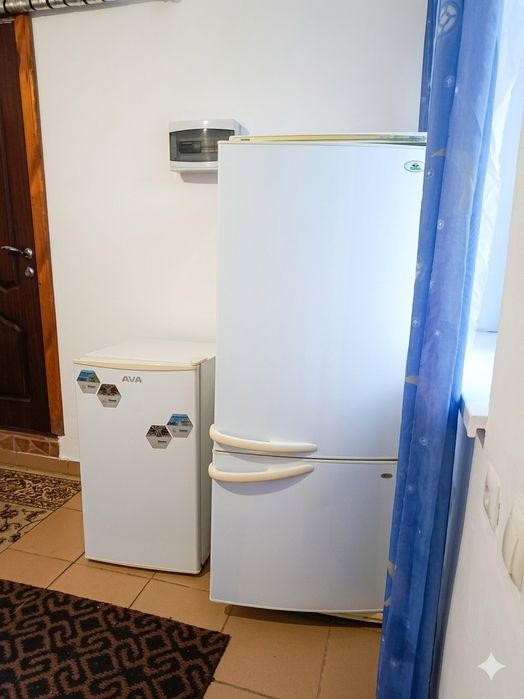 Холодильник от компании AVA.