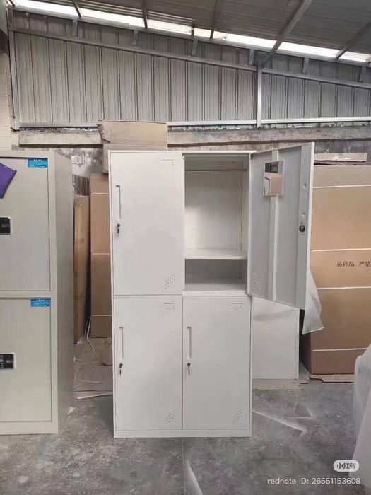 Kiyim saqlash uchun shkaf | Шкаф для хранения одежды/ qulflanadigan